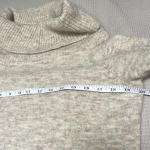 Wilfred Free sz S Yarn Made in Italy cozy soft sweater w ribbing beige/t…